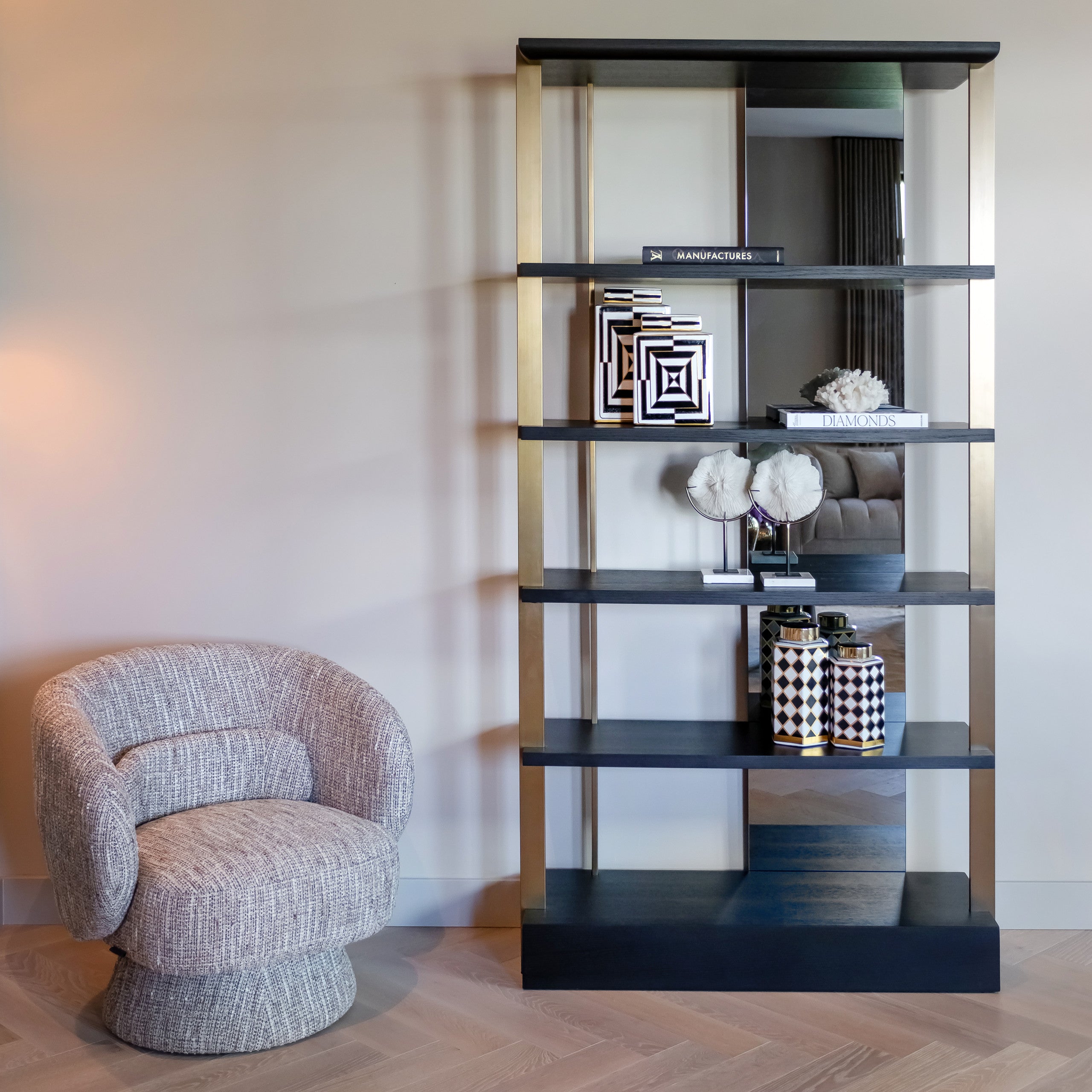 Display cabinet Alexander Jones charcoal (Rigley)
