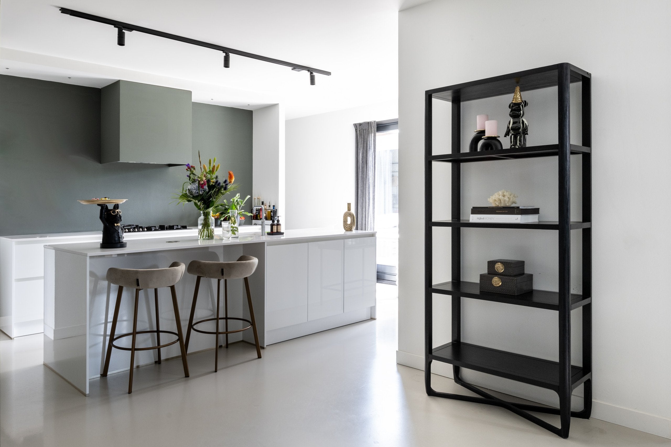 Decorative object Icebear black