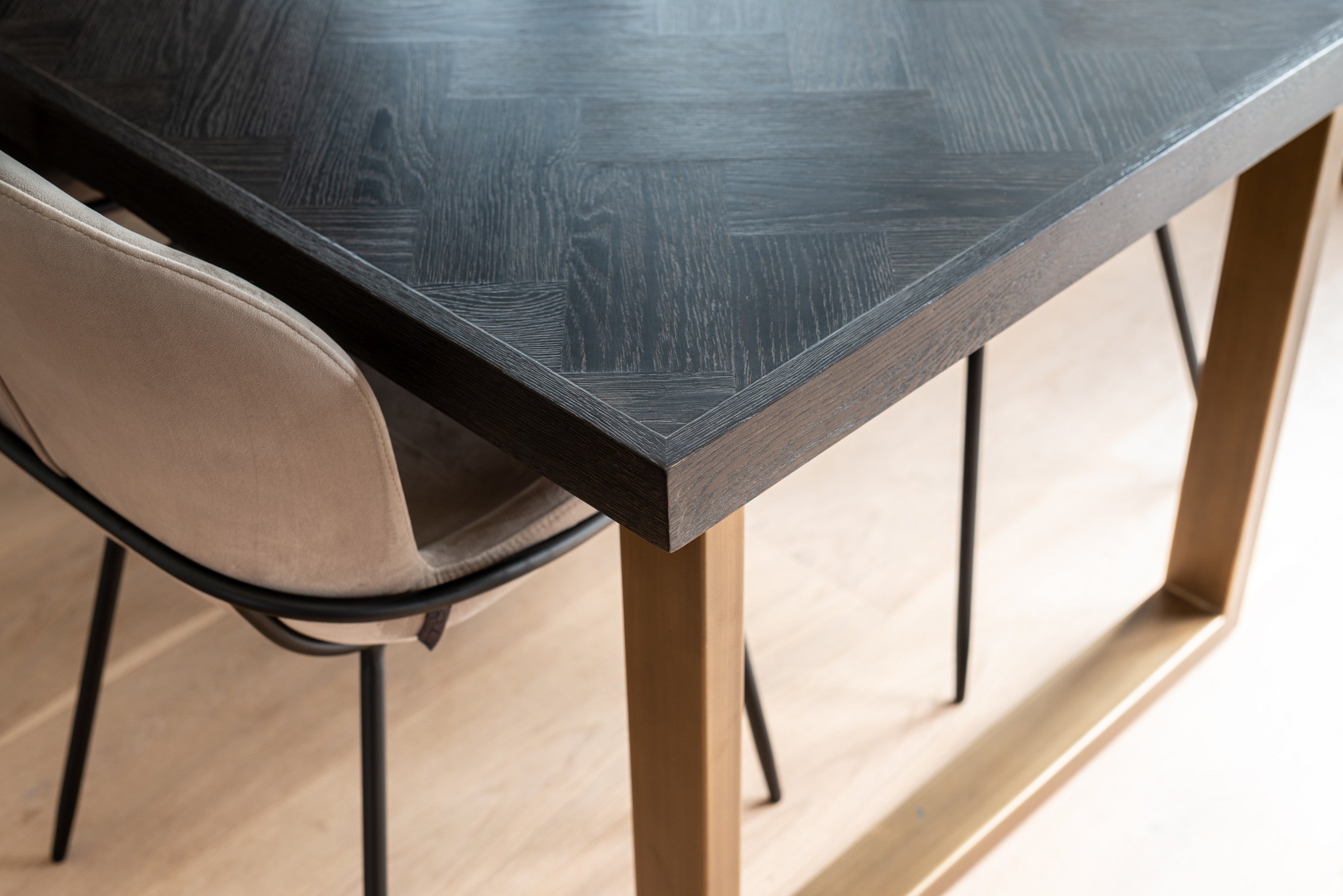 Dining table Blackbone Brass black rustic 220