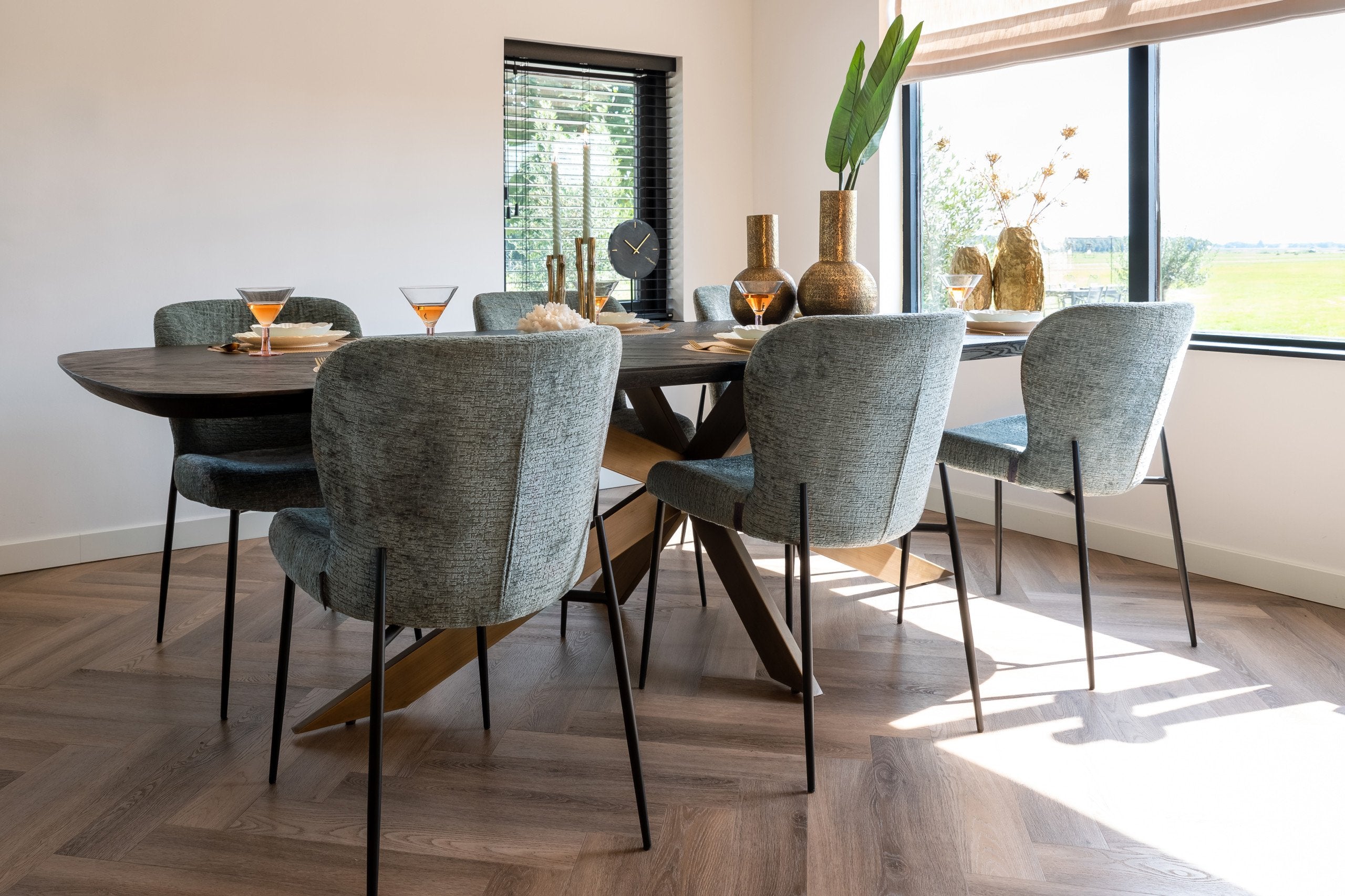 Dining table Hayley dark coffee 280