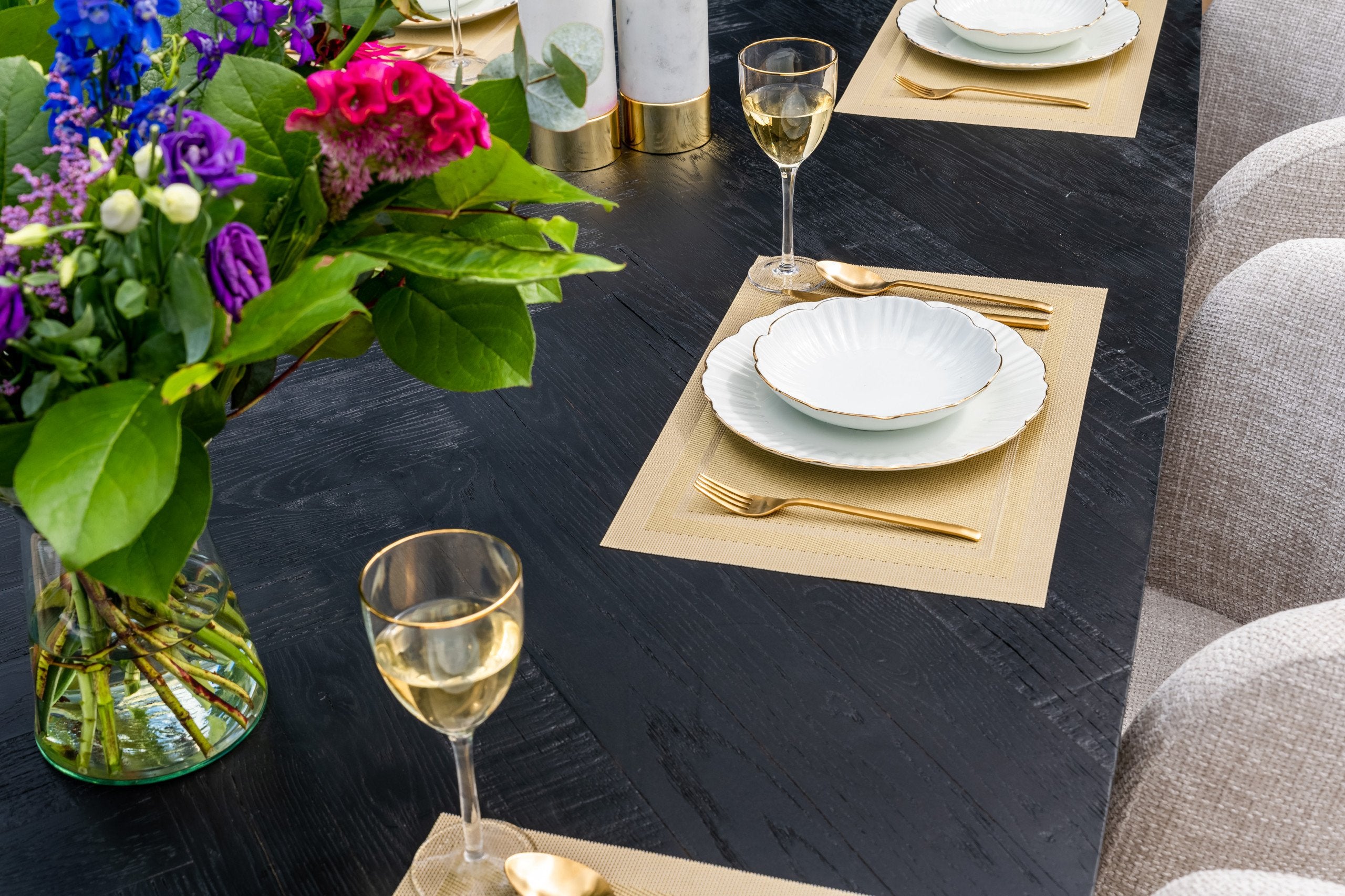 Dining table Hayley dark coffee 280