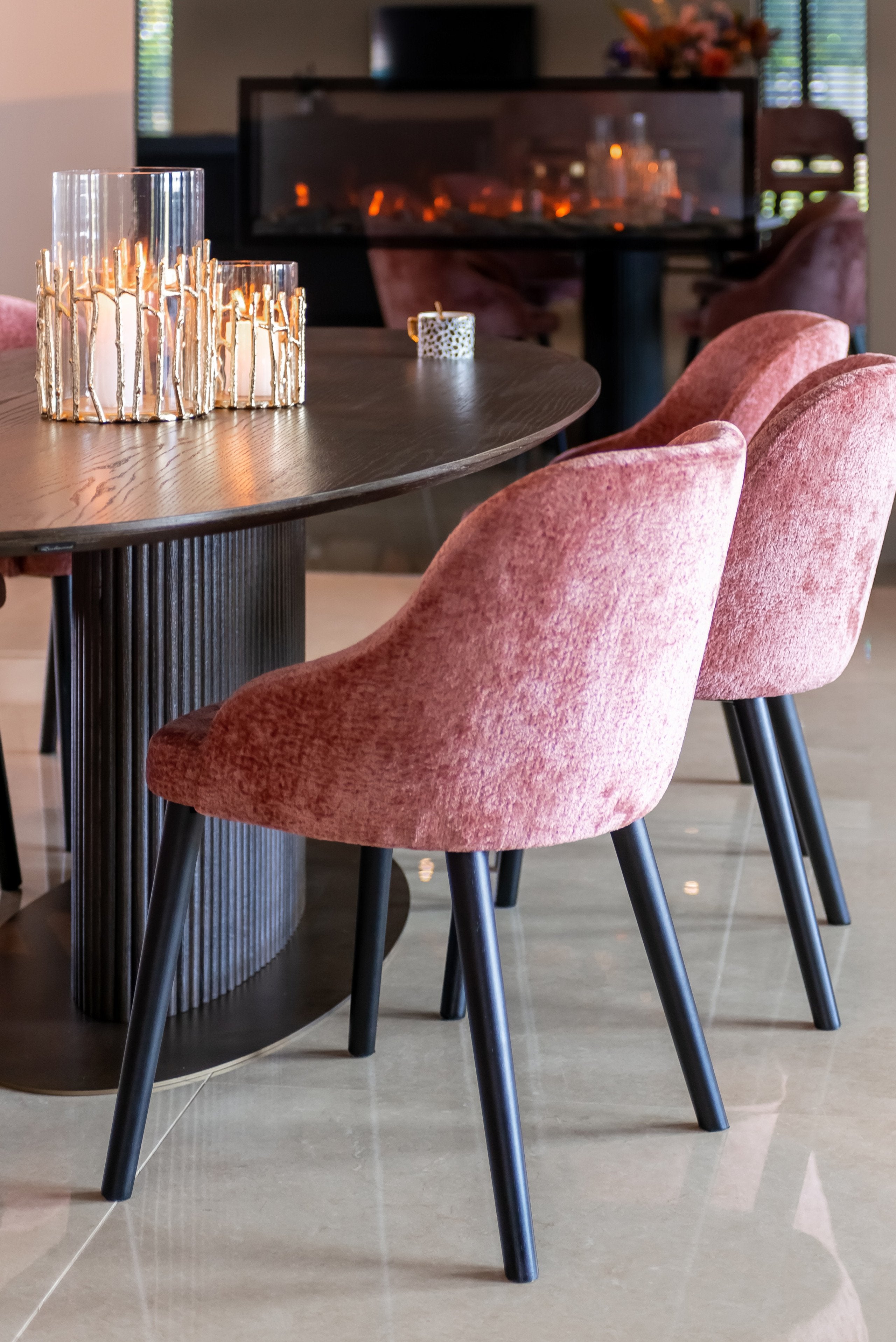 Dining table Luxor brown oval 235