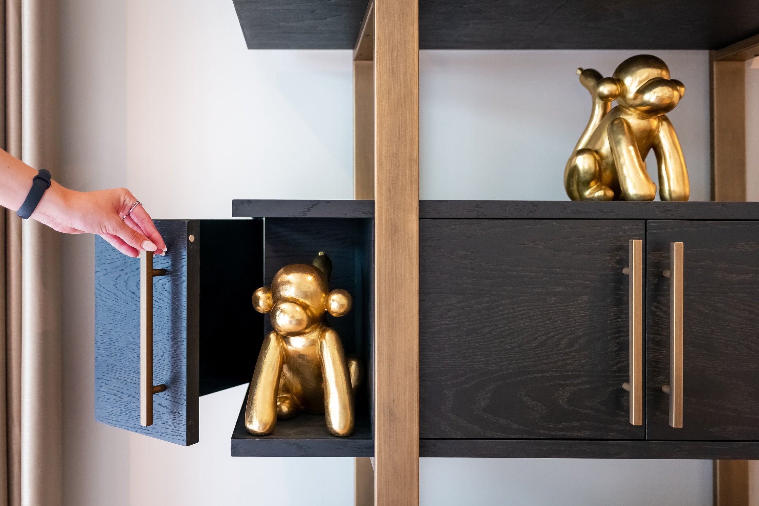 Display cabinet Cambon dark coffee