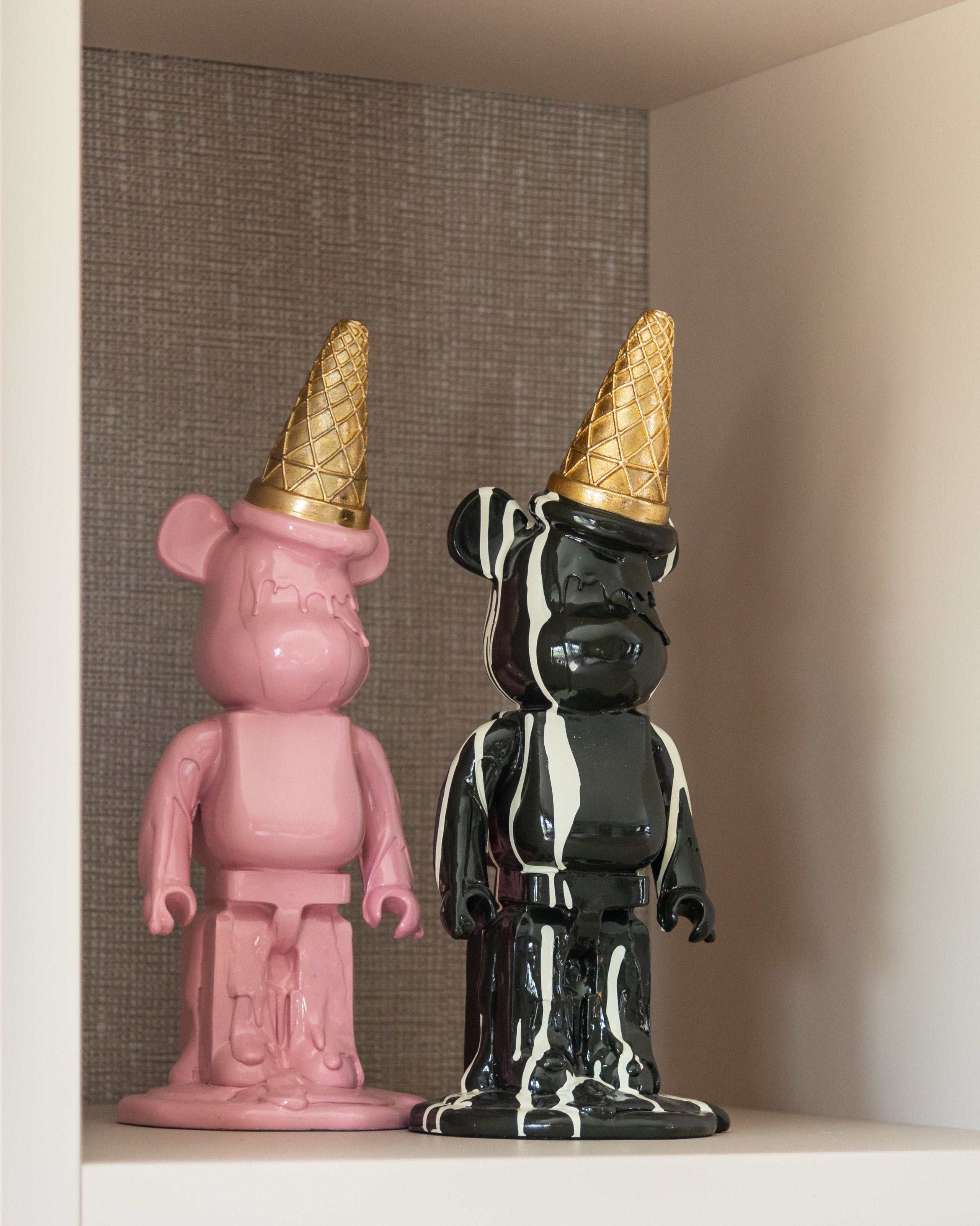 Decorative object Icebear black