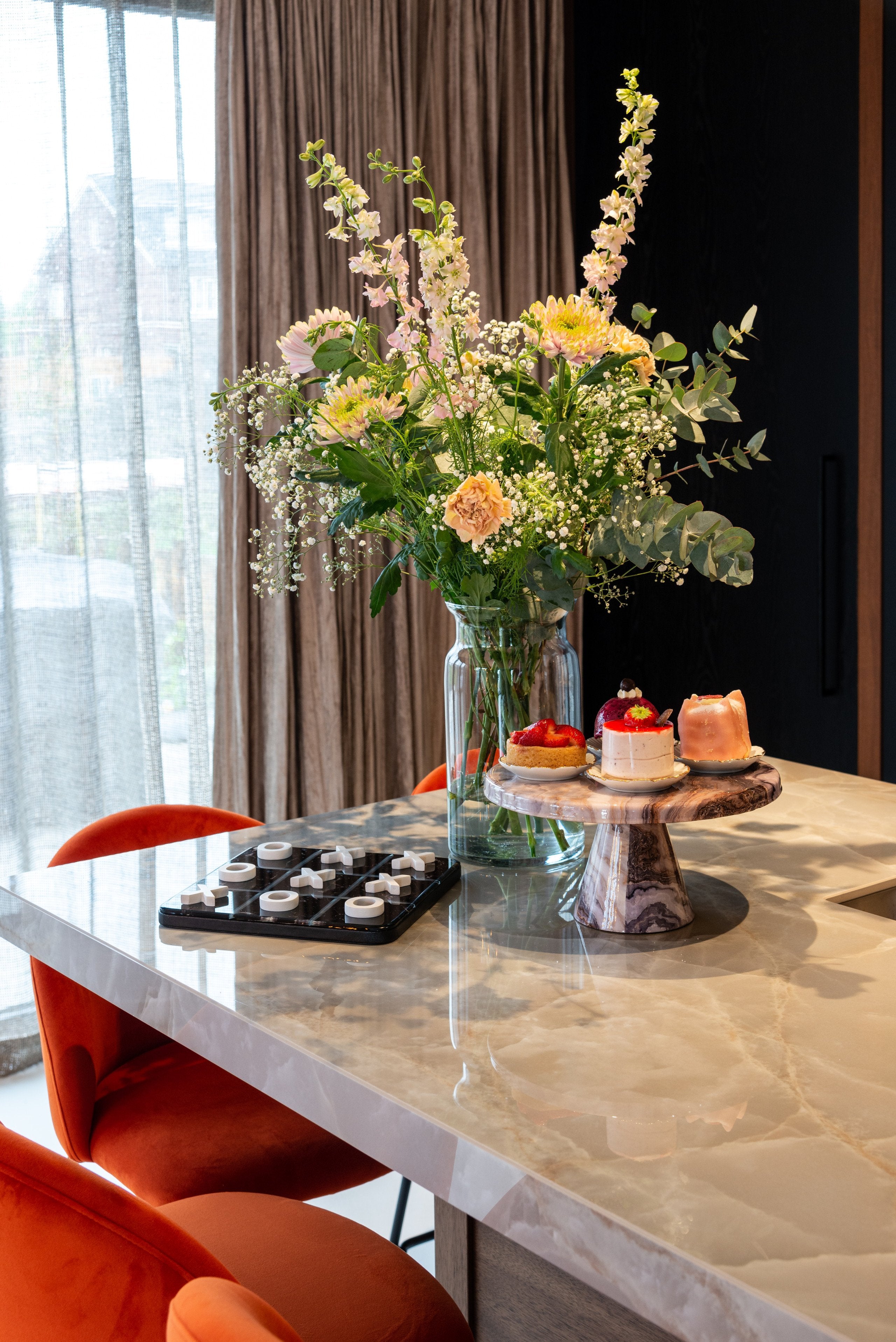 Decorative game Trixi black/white