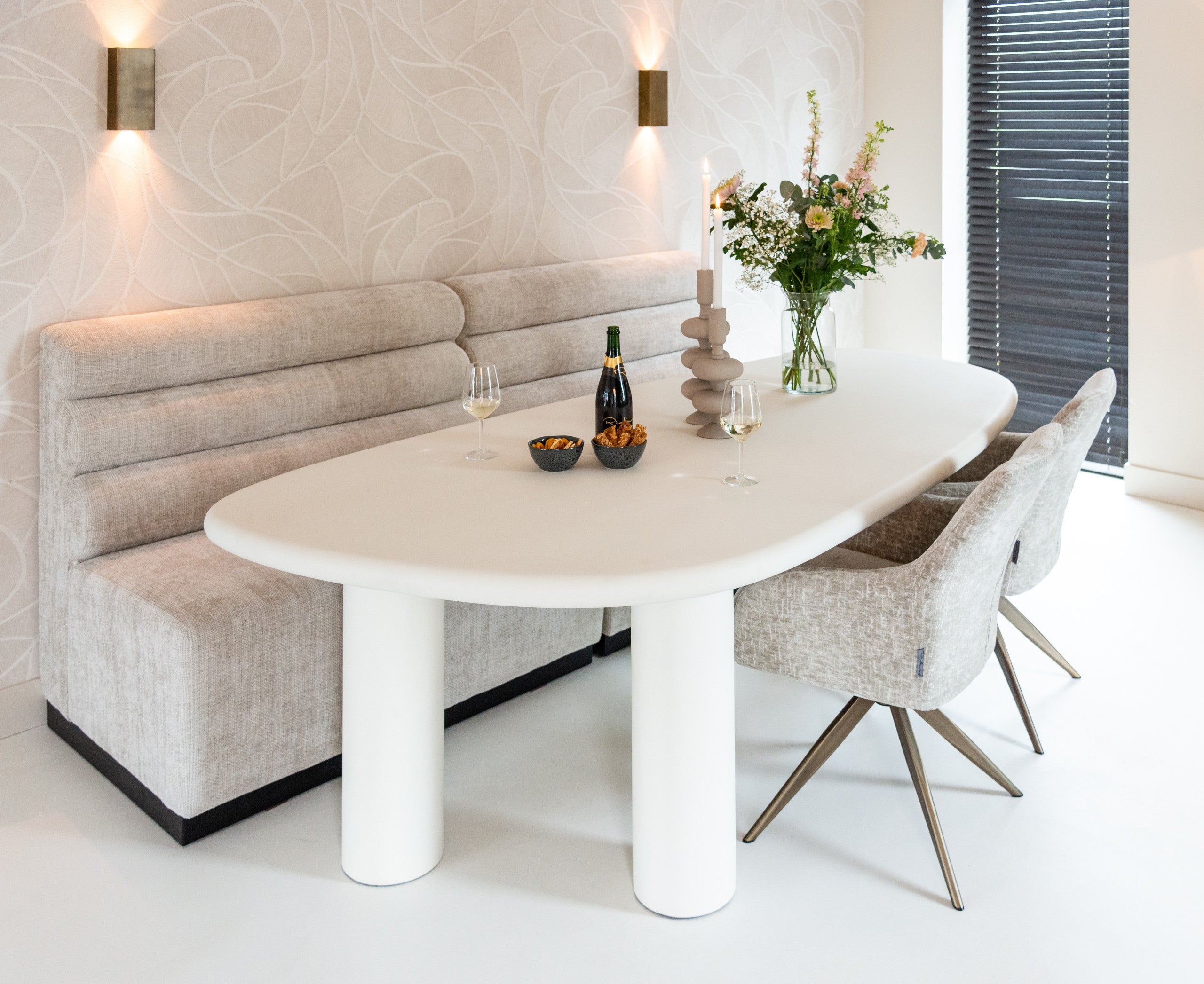 Dining table Bloomstone white 235