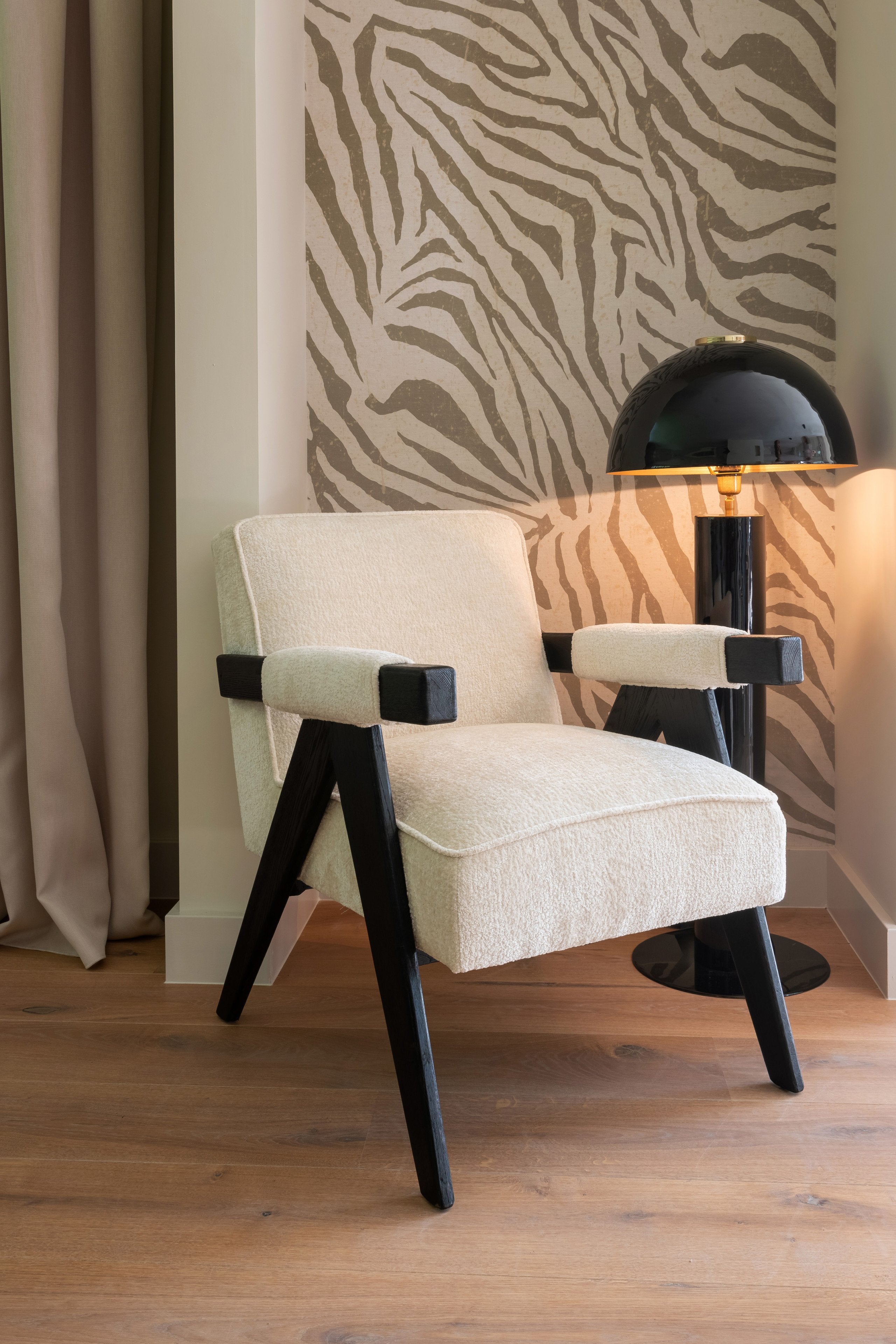 Lounge chair Cooper white chenille