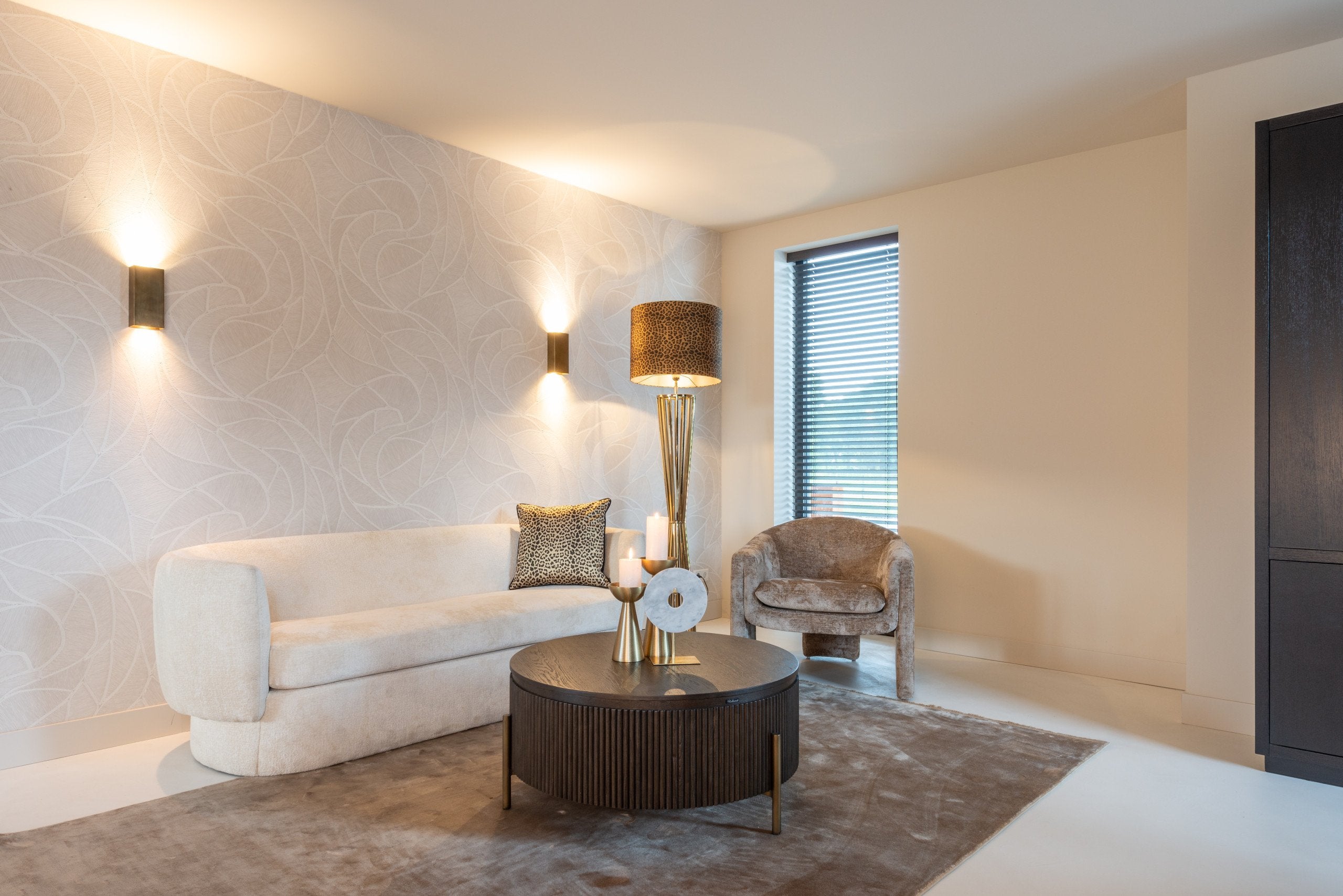 Coffee table Luxor brown 95Ø