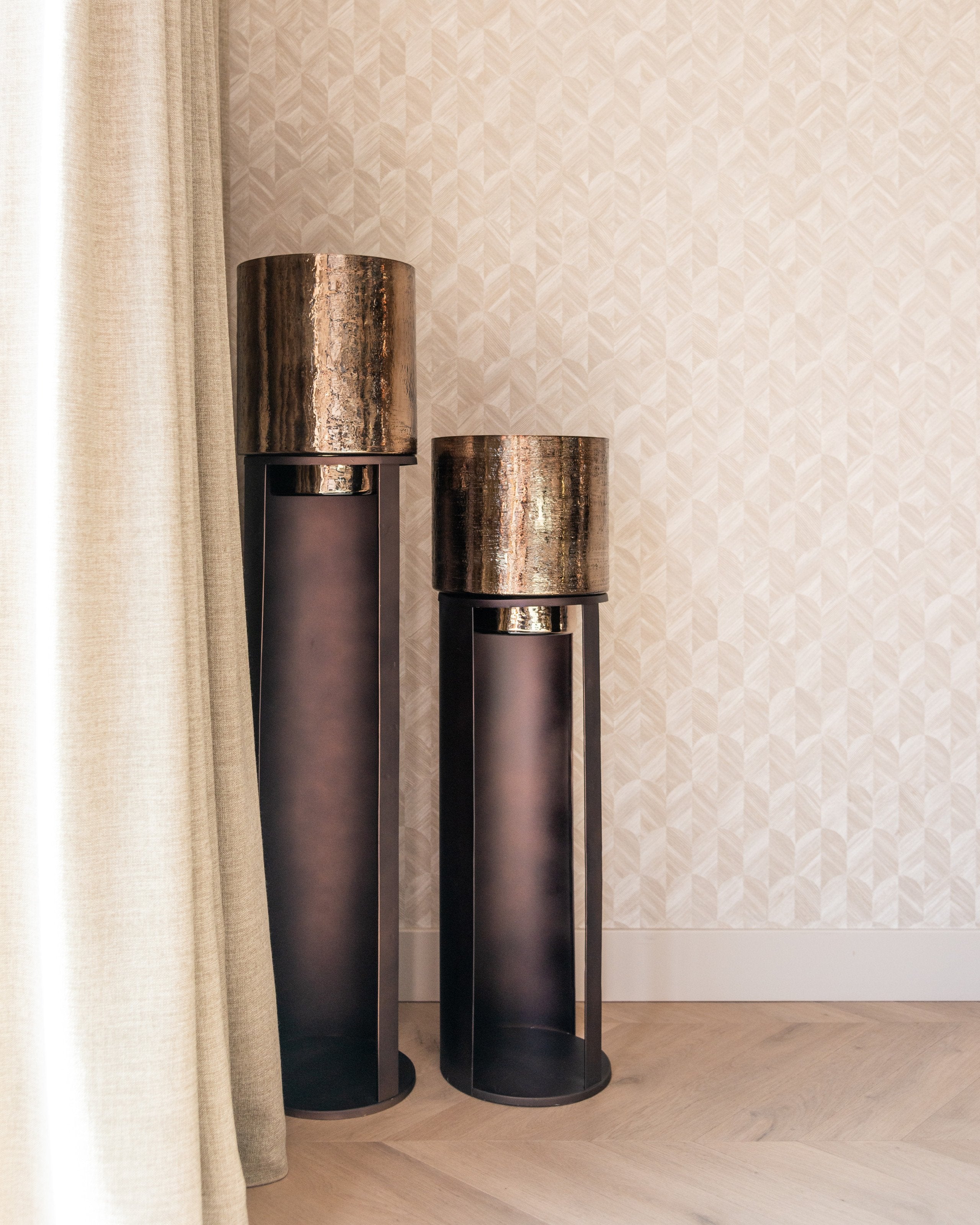 Hurricane light Dane small