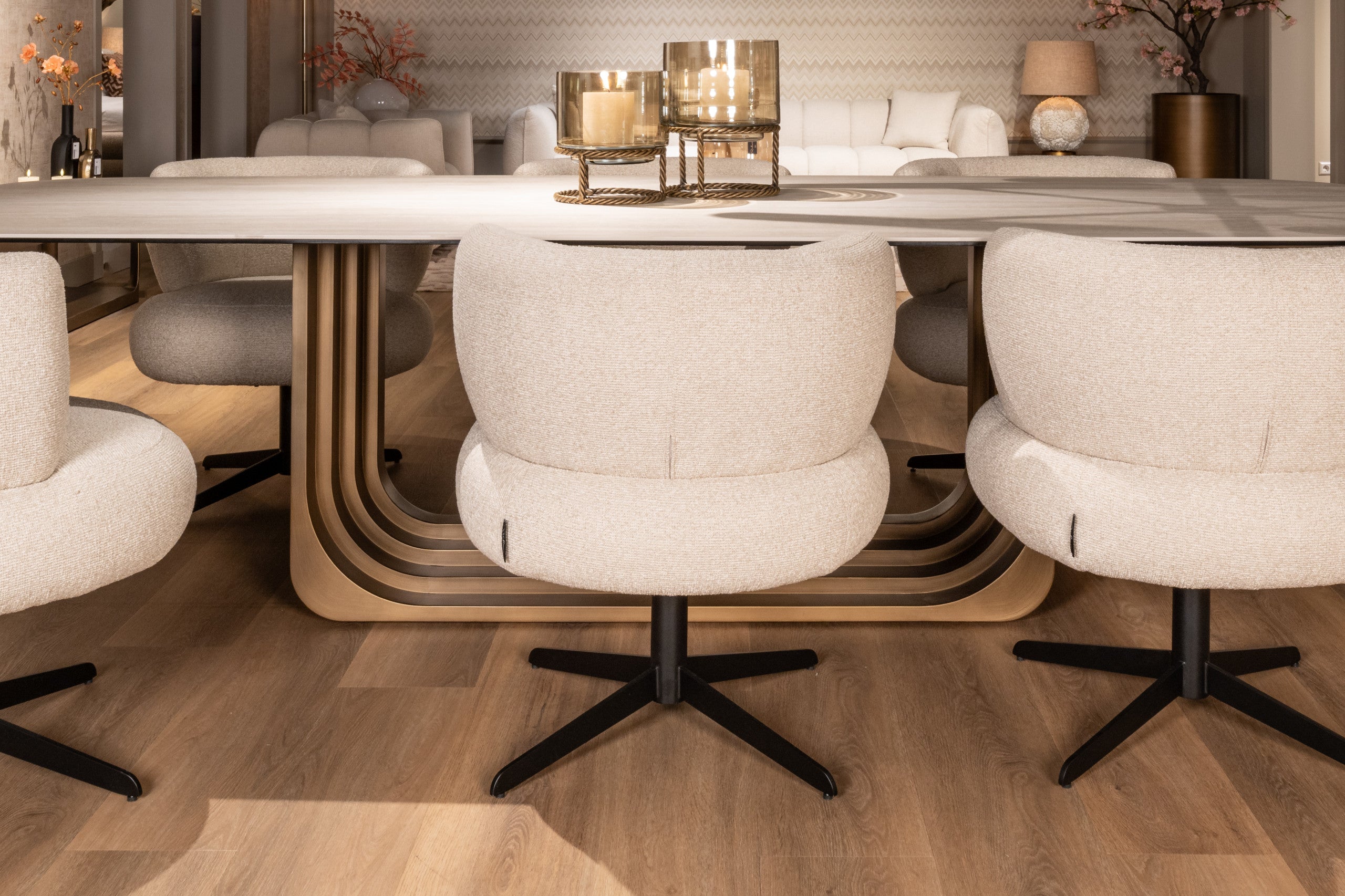Dining table Maxfield beige 300