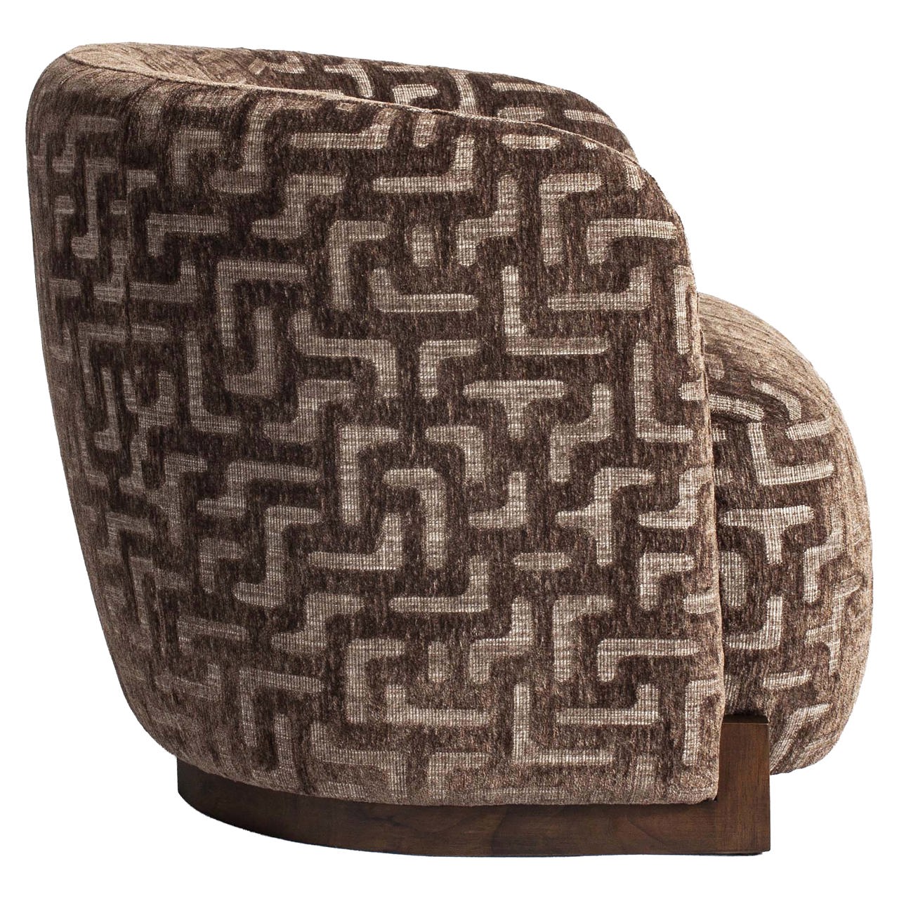 Lounge chair Hannah brown labyrinth fire retardant
