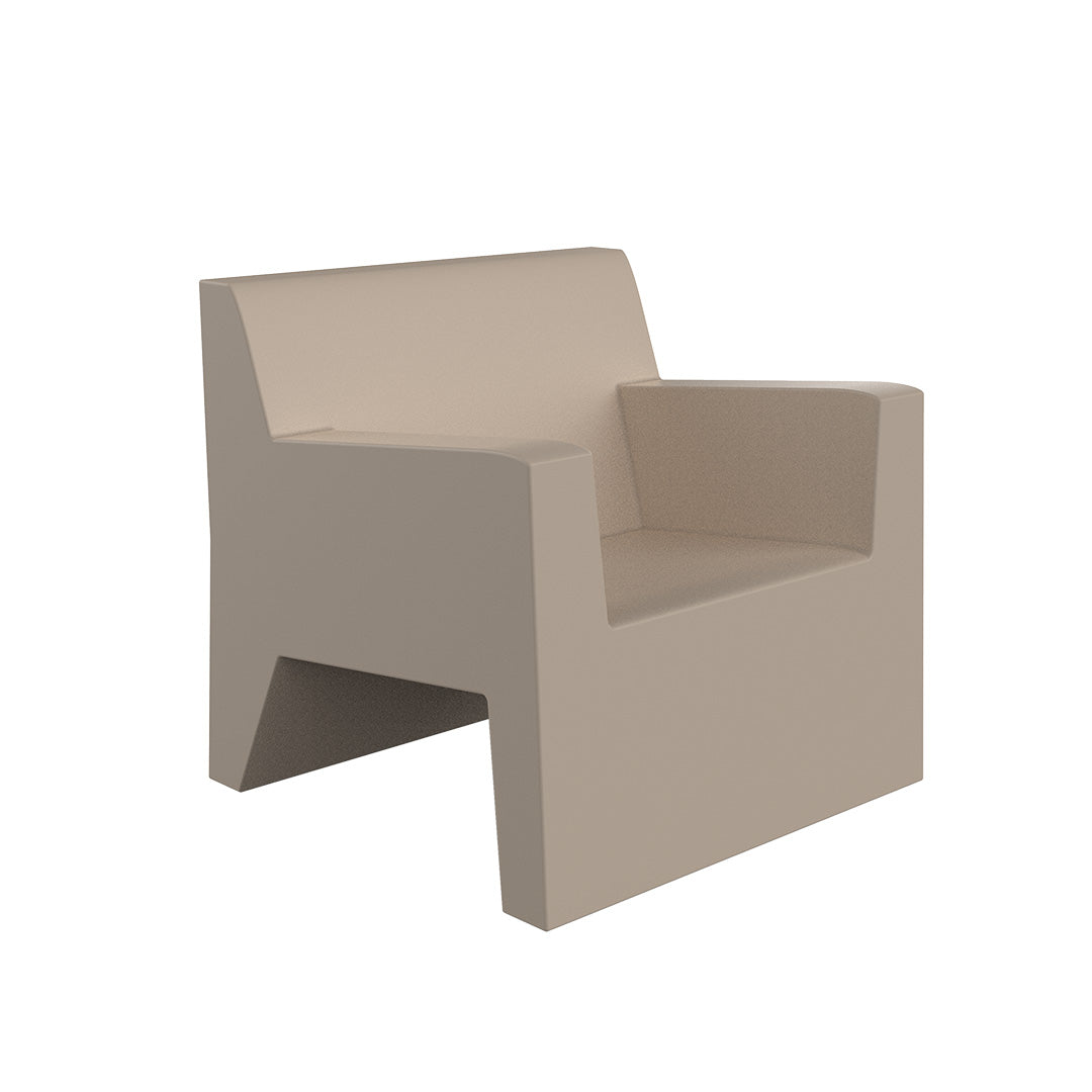 Jut Lounge Chair