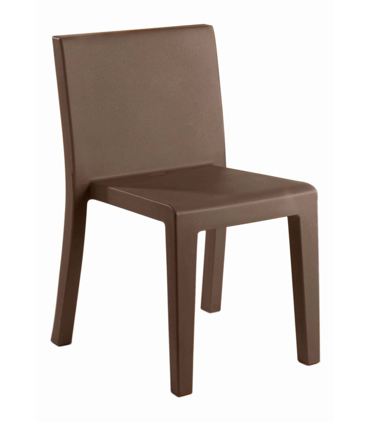 Jut Chair