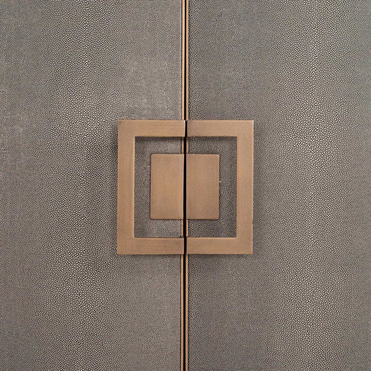 Sideboard Bloomville brass shagreen