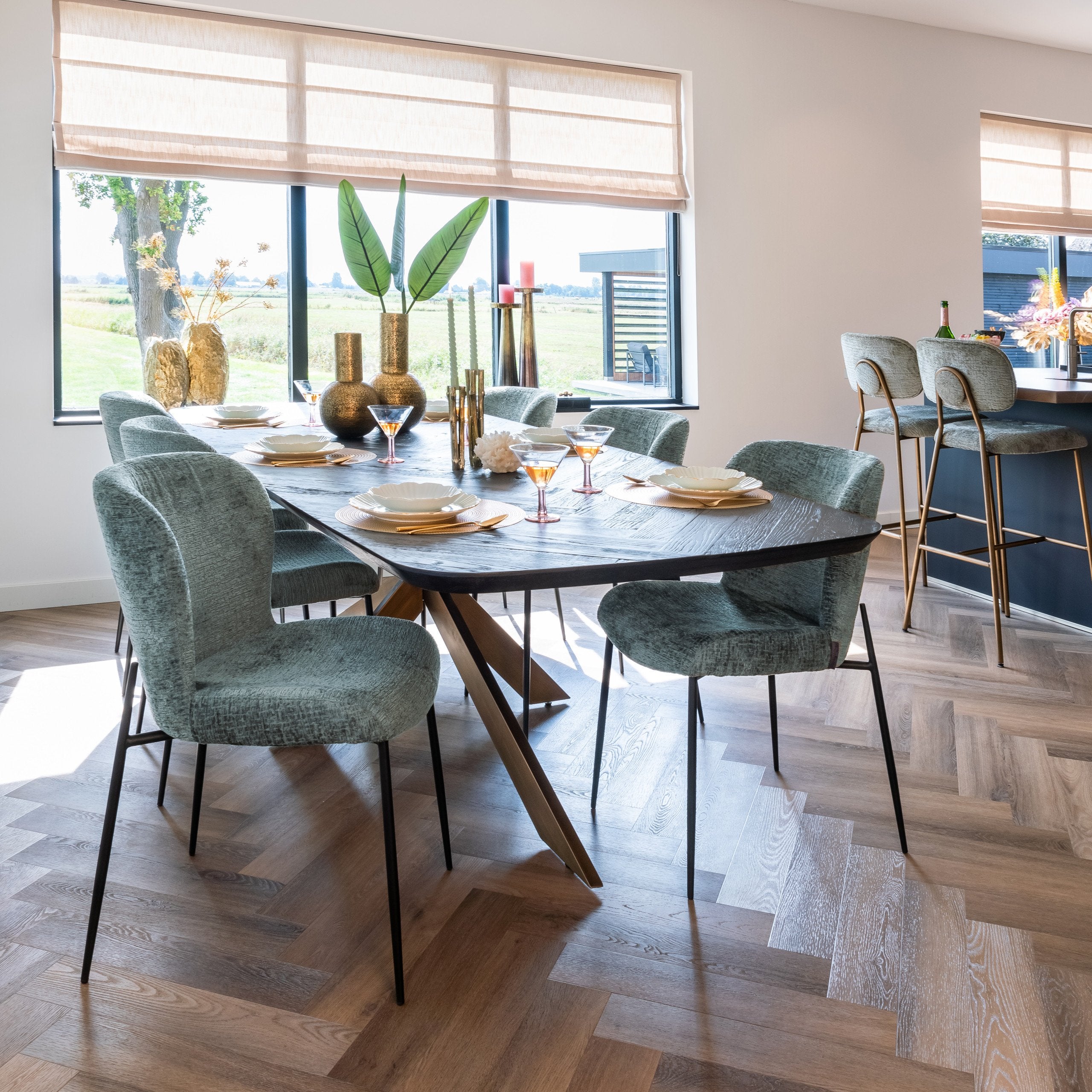 Dining table Hayley dark coffee 280