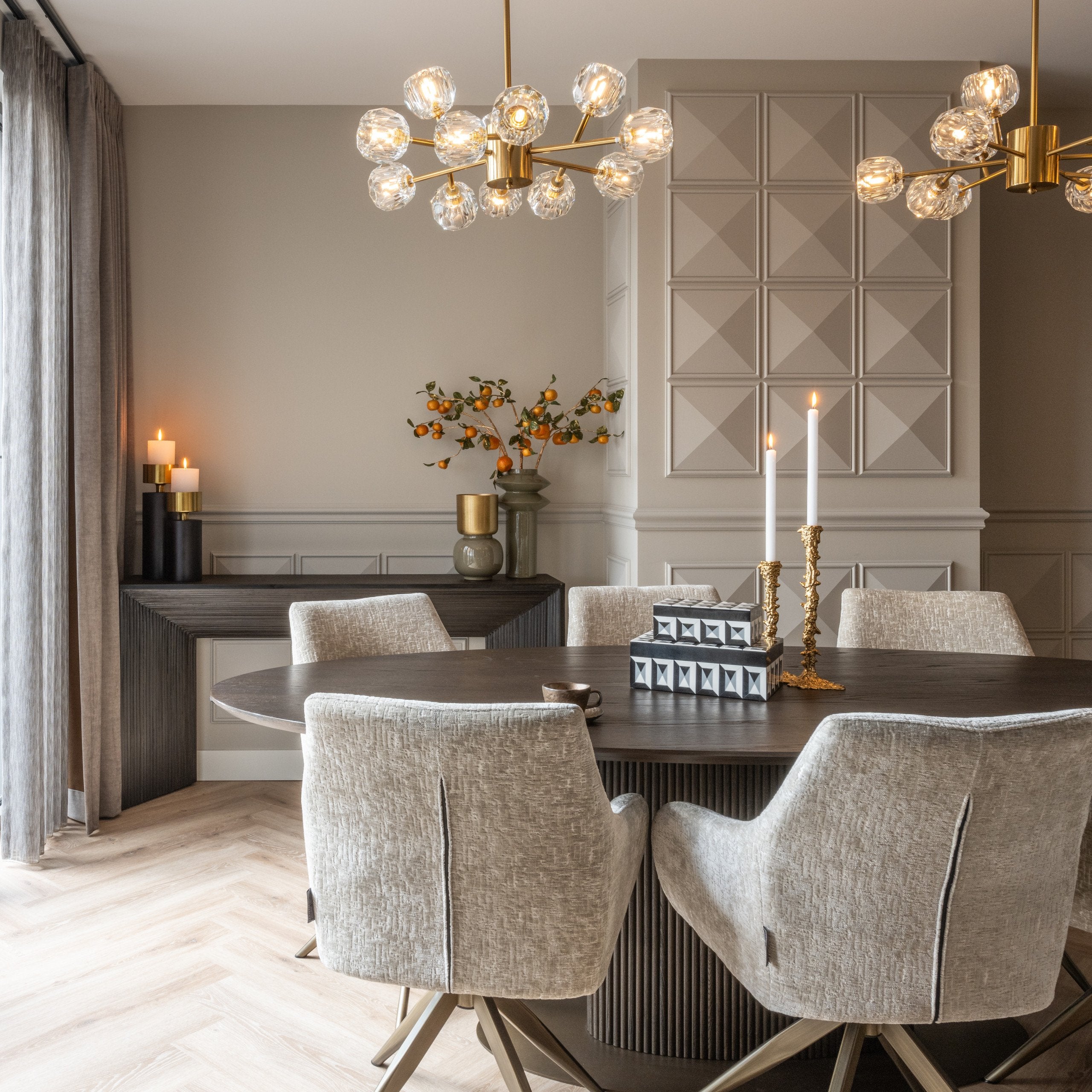 Dining table Luxor brown oval 235