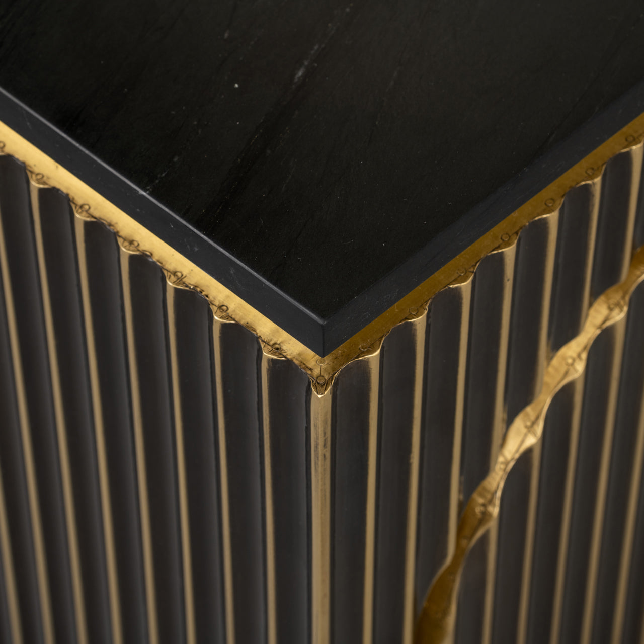 Nightstand Les Arcs brushed gold