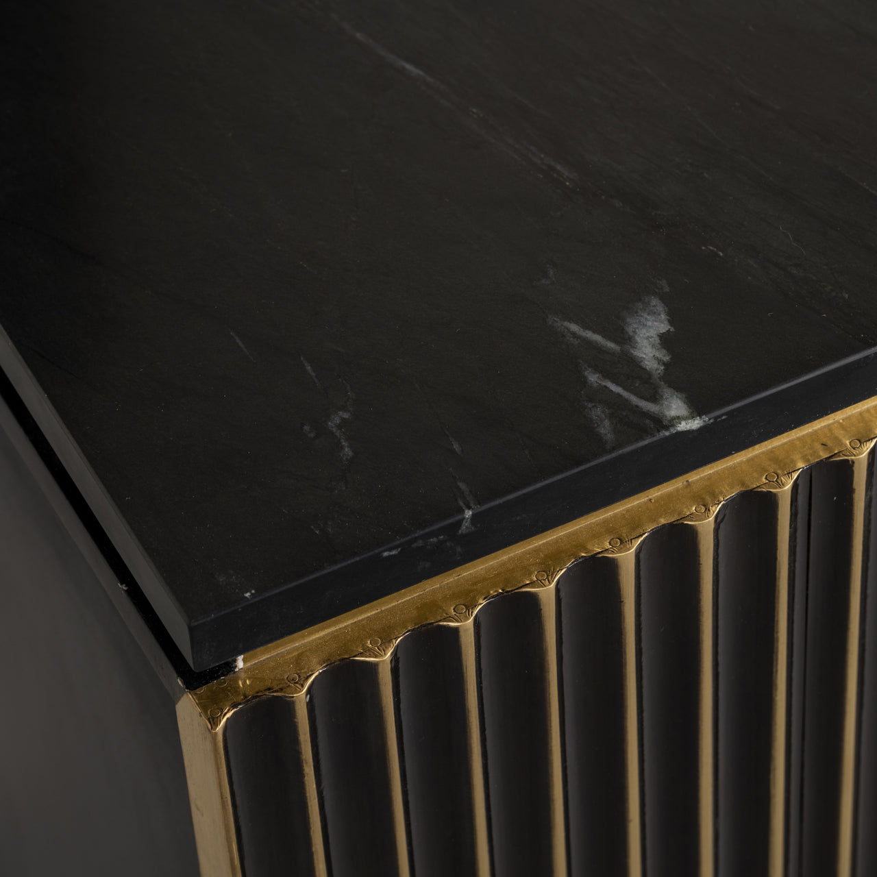 Nightstand Les Arcs brushed gold