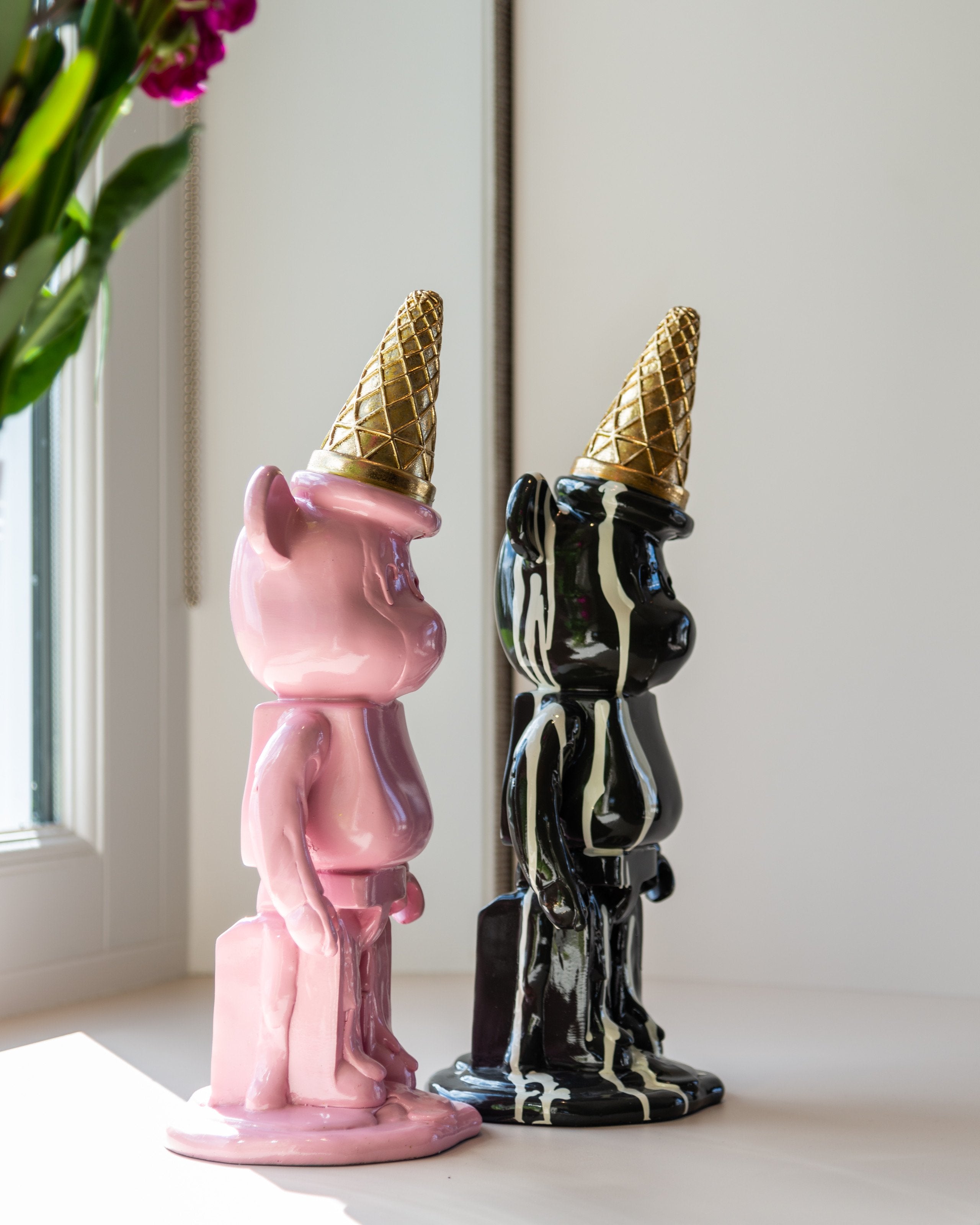 Decorative object Icebear black