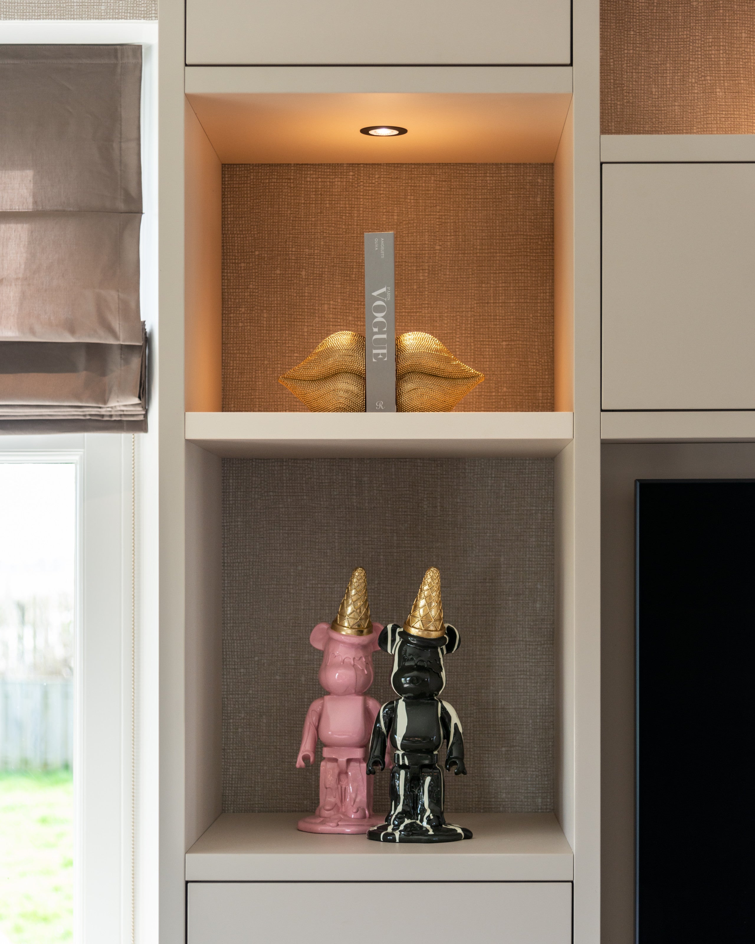 Decorative object Icebear cream pink
