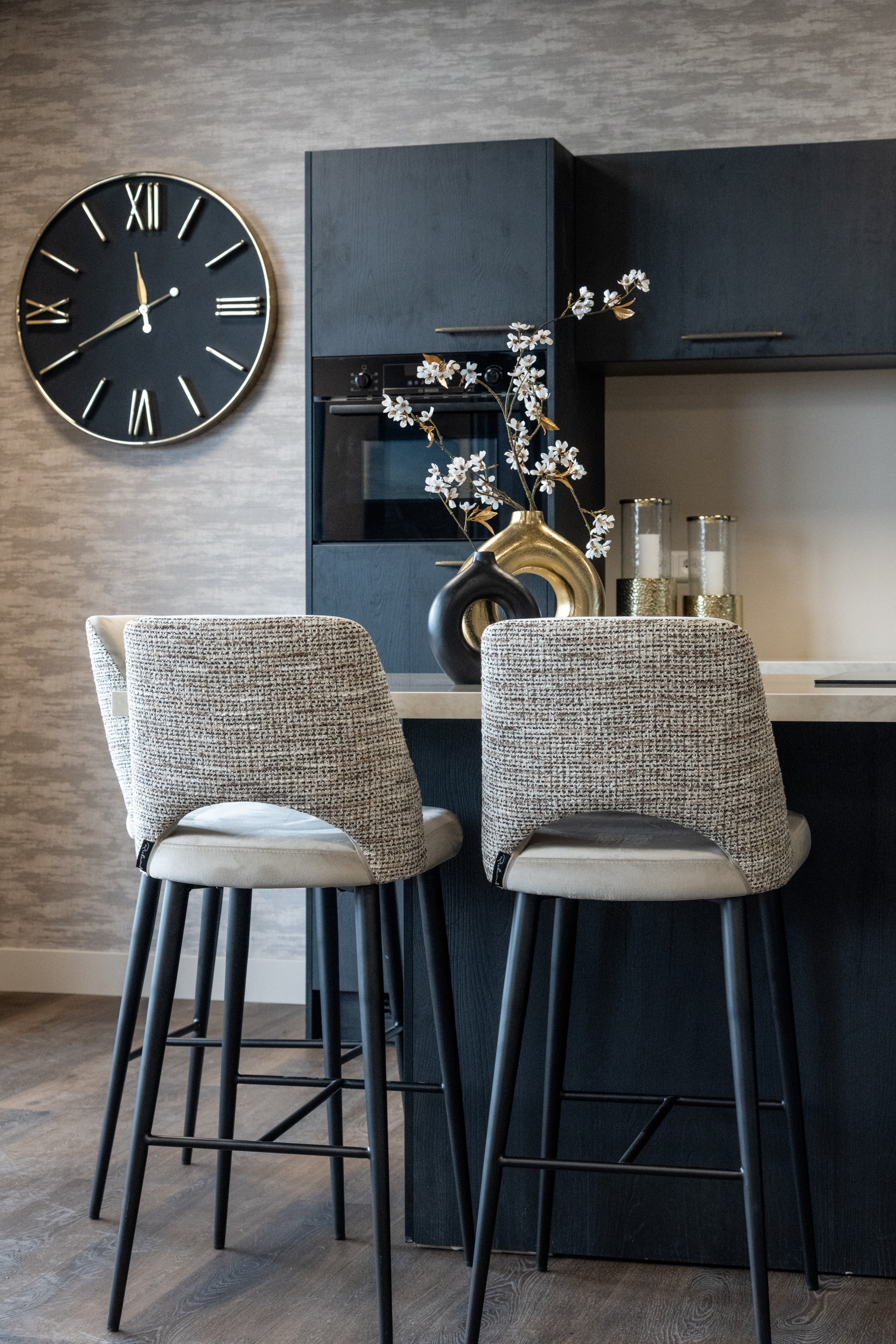 Bar stool Tabitha trendy nature fire retardant
