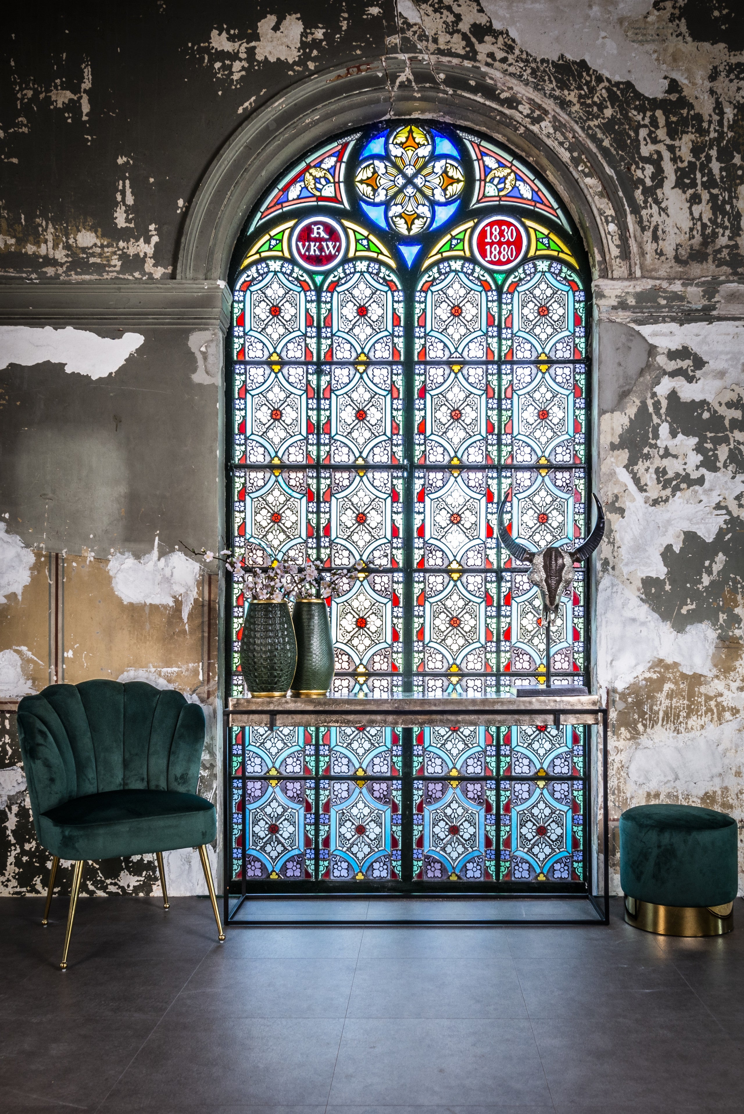 Console Calloway champagne gold