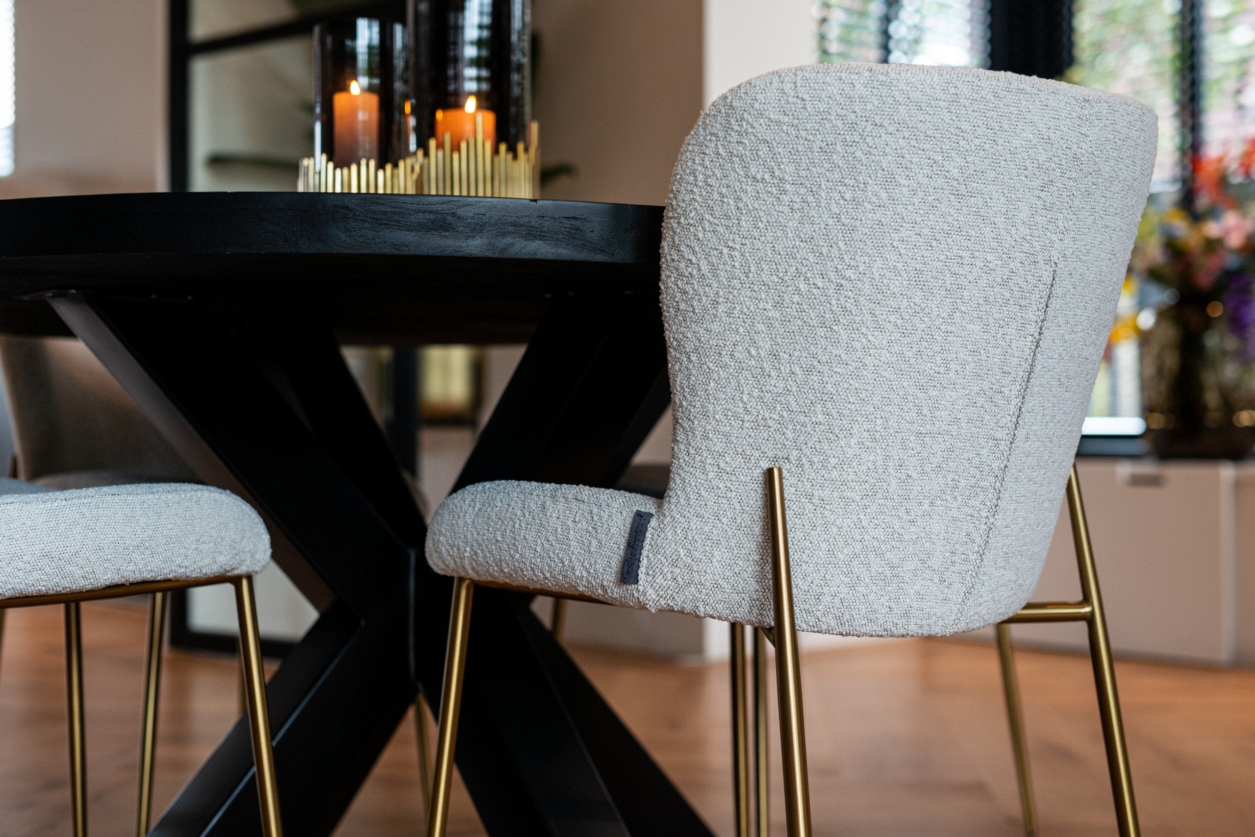 Dining chair Odessa white bouclé (Set of 2)