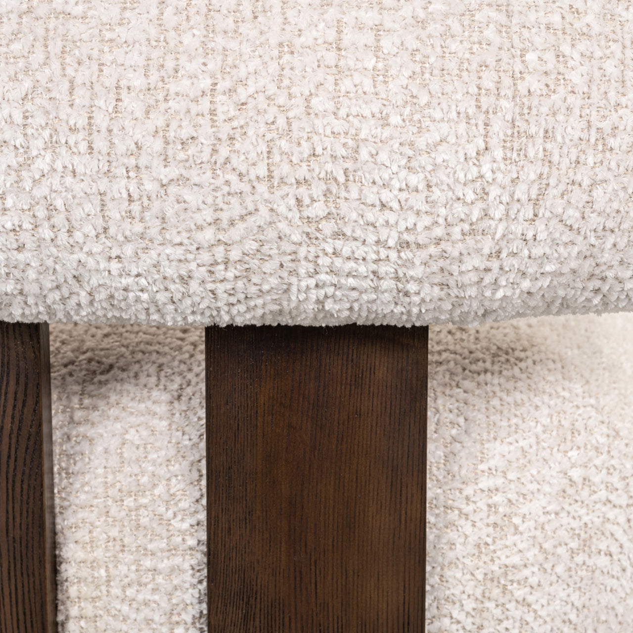 Lounge chair Arabella lovely cream