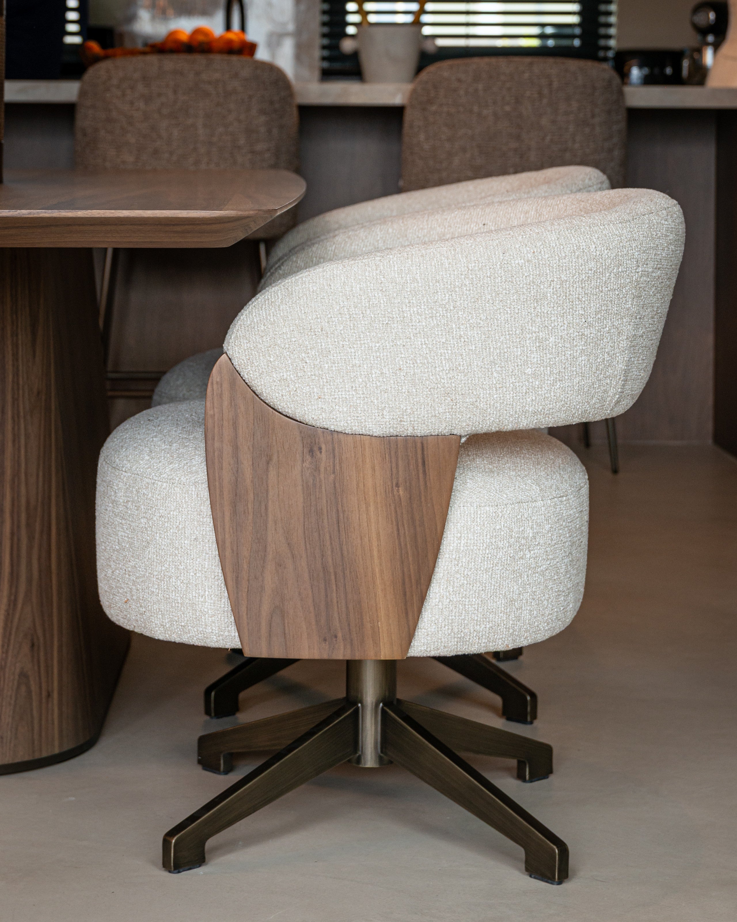 Dining chair Pollux lodge desert walnut