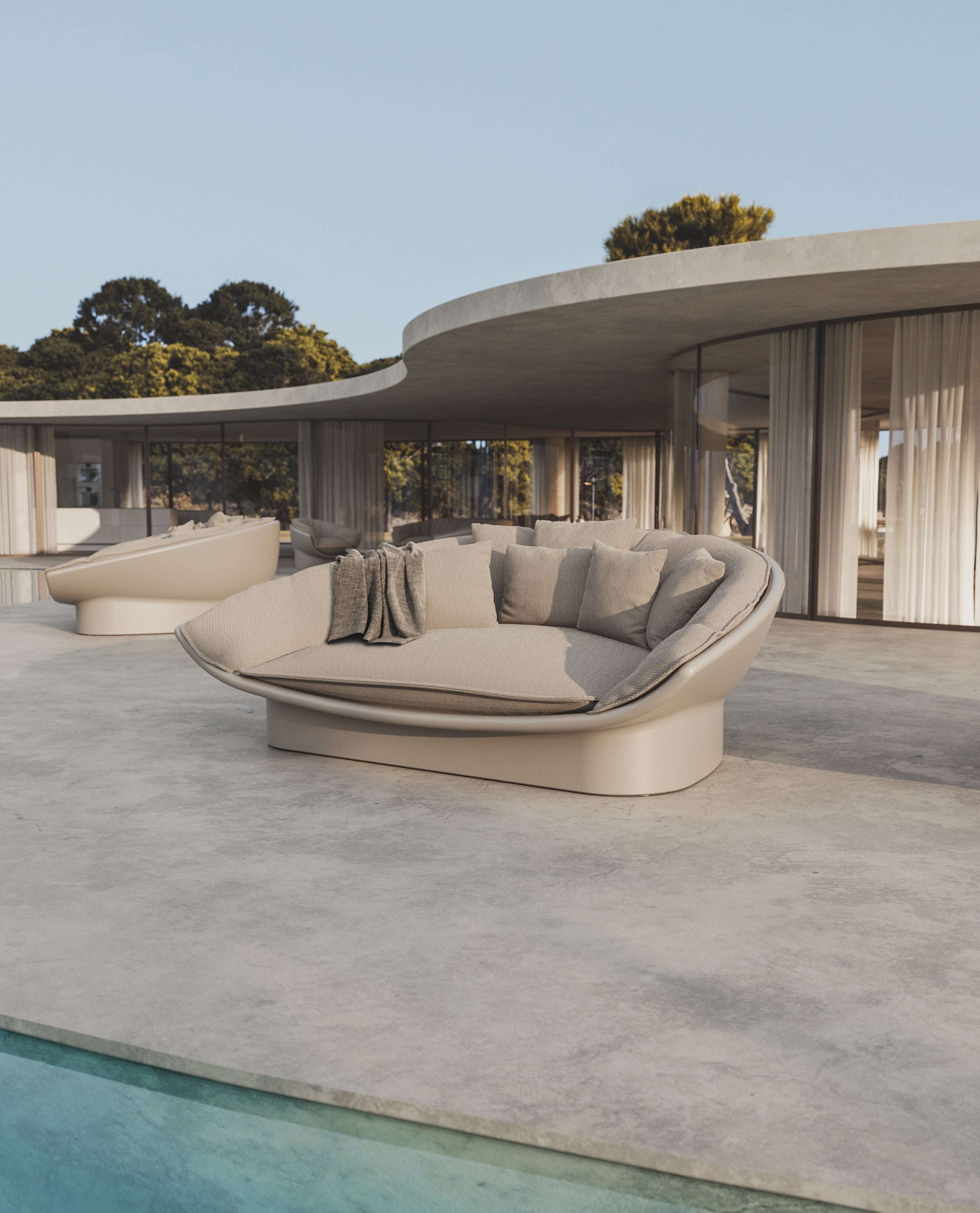 Luna Lounge Chair