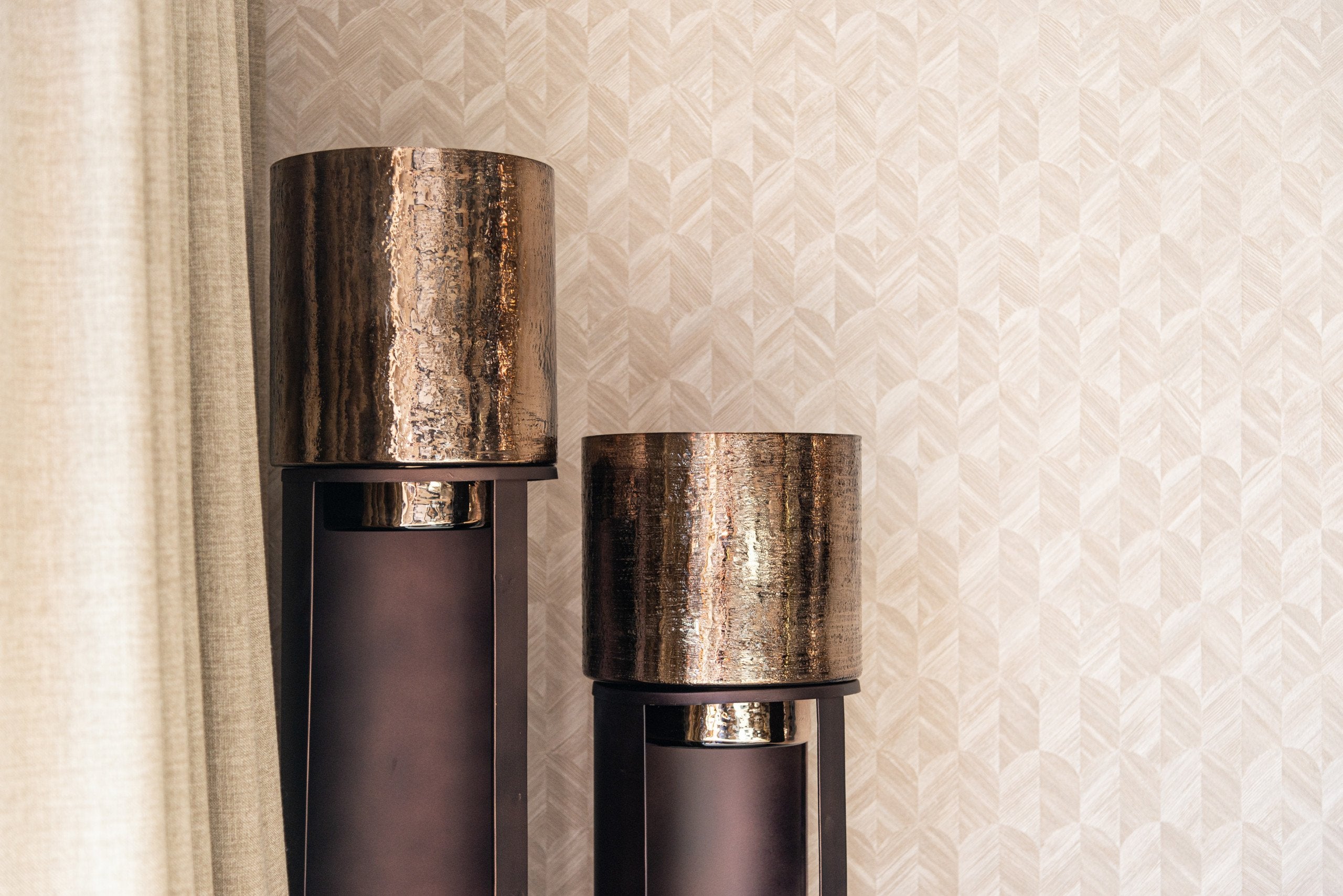 Hurricane light Dane small